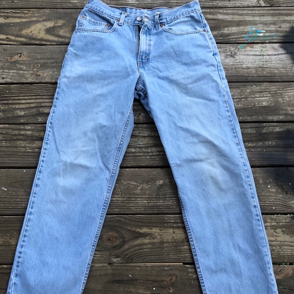 Vintage 90’s stone wash Levi’s 550 relaxed 32x32